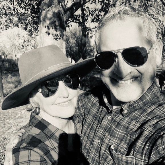 Meet your Posher, Kay - Picture 1 of 1